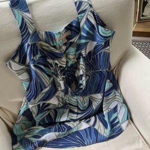 Banana Republic Blue and White Patterned Blouse